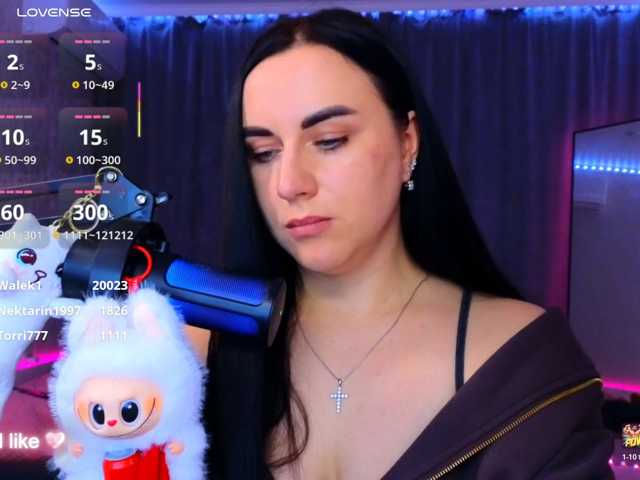 YURIEVNA13 live cam on BongaCams