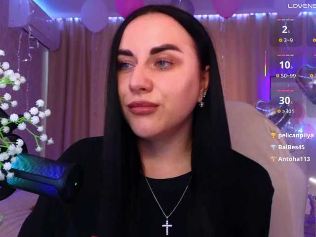 YURIEVNA13 live cam on BongaCams