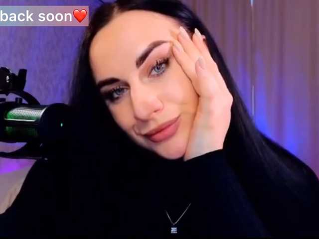 YURIEVNA13 live cam