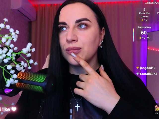 YURIEVNA13 live cam on BongaCams