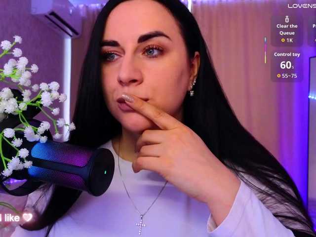 YURIEVNA13 live cam on BongaCams
