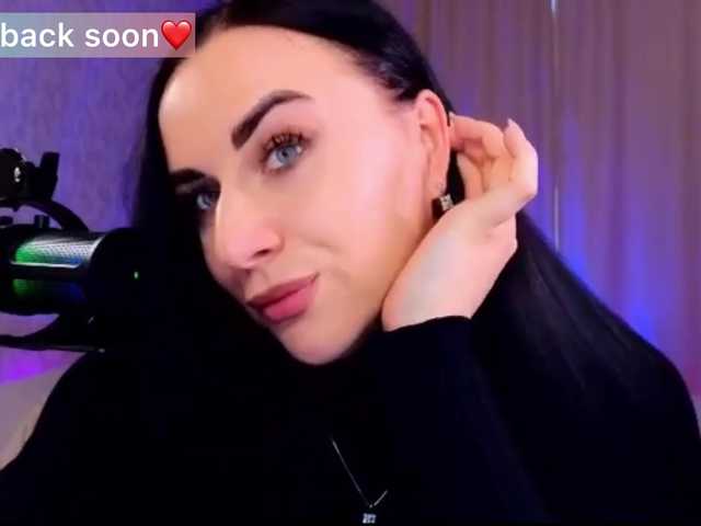 YURIEVNA13 live cam on BongaCams