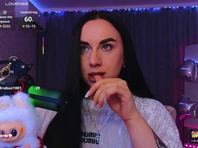 YURIEVNA13 live cam on BongaCams