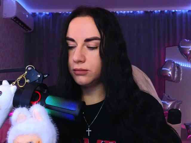 YURIEVNA13 webcam