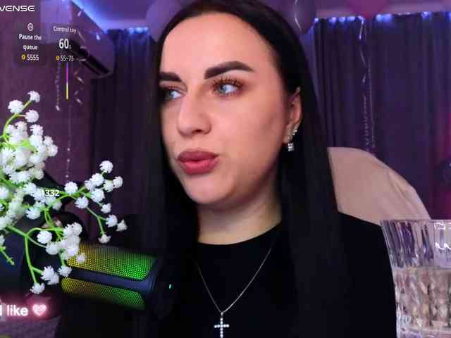 YURIEVNA13 webcam