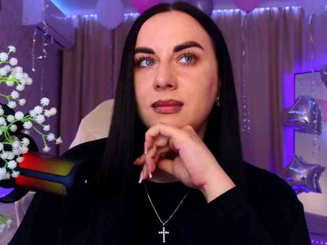 YURIEVNA13 webcam