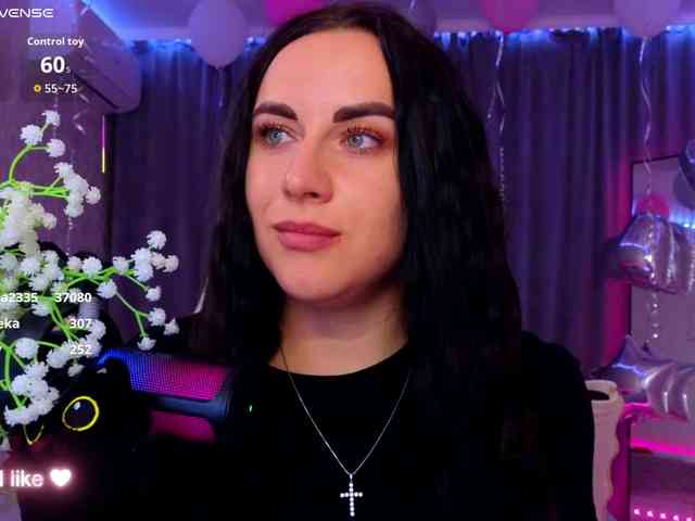 YURIEVNA13 webcam