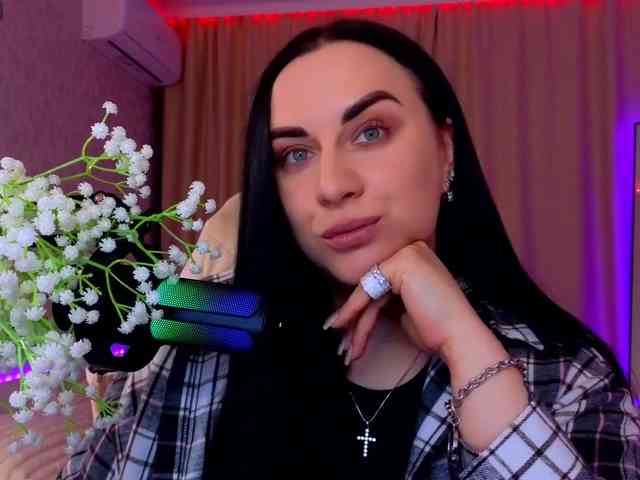 YURIEVNA13 webcam