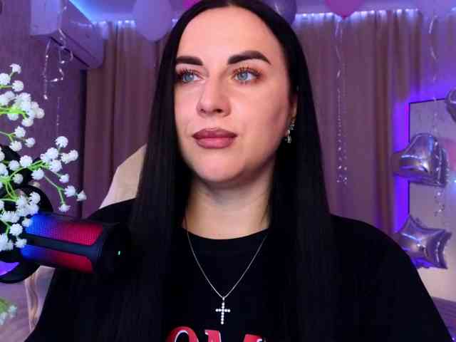YURIEVNA13 webcam