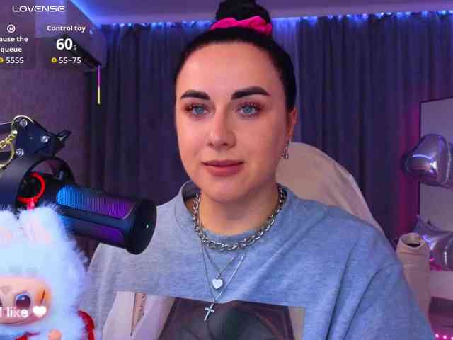 YURIEVNA13 webcam