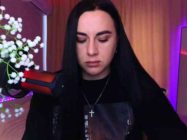 YURIEVNA13 webcam