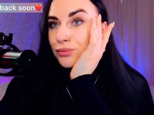 YURIEVNA13 webcam