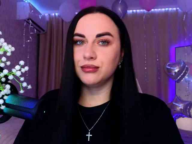 YURIEVNA13 webcam