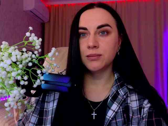 YURIEVNA13 webcam