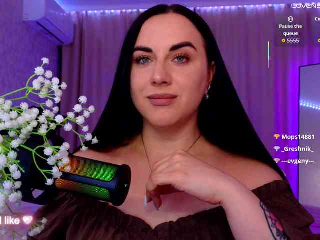 YURIEVNA13 webcam