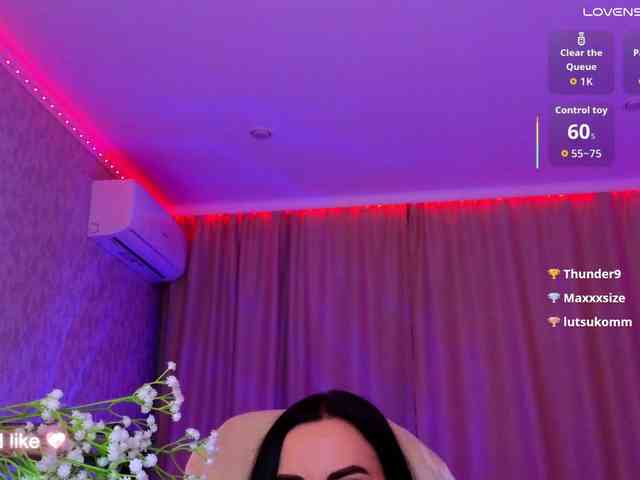 YURIEVNA13 webcam