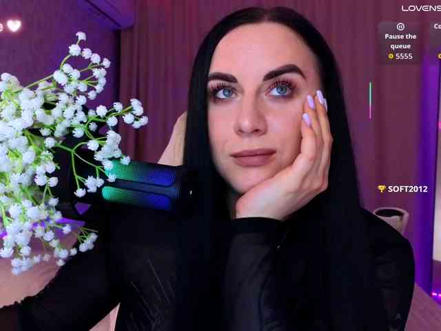 YURIEVNA13 webcam