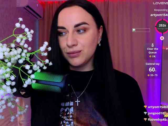 YURIEVNA13 webcam