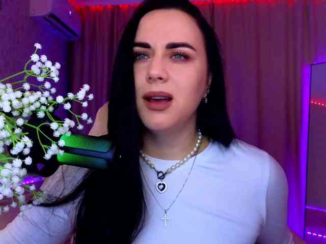 YURIEVNA13 webcam