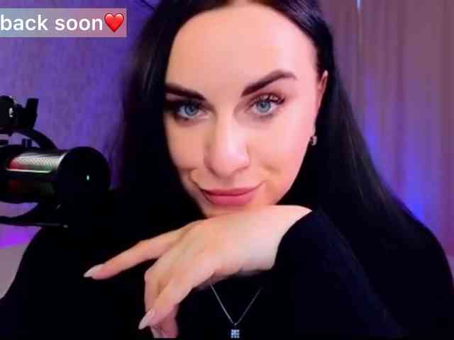 YURIEVNA13 webcam