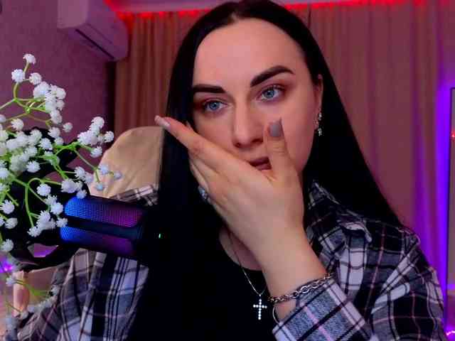 YURIEVNA13 webcam
