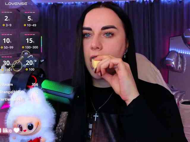 YURIEVNA13 webcam