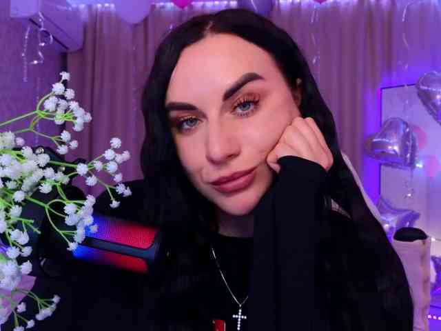 YURIEVNA13 webcam