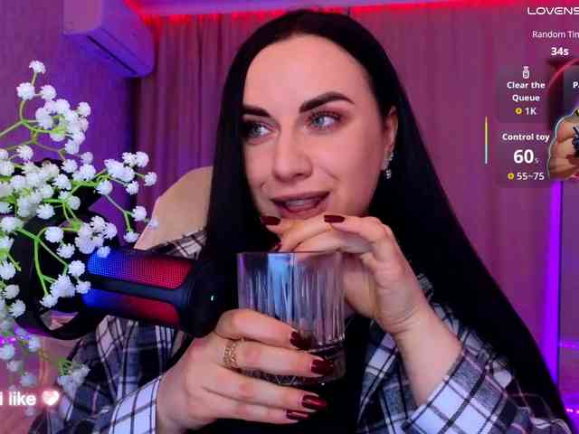 YURIEVNA13 webcam