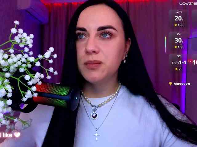 YURIEVNA13 webcam
