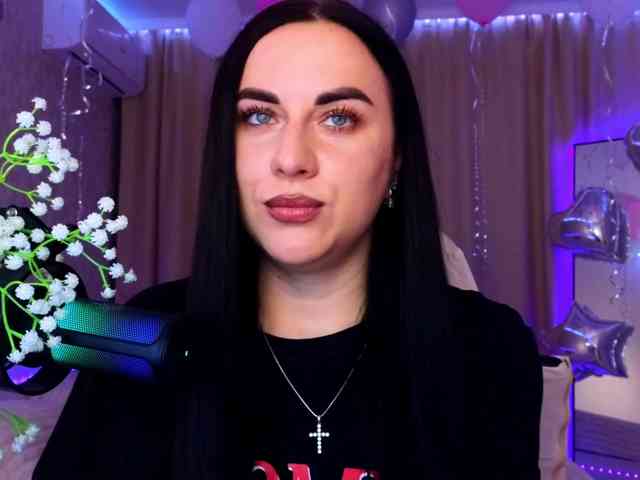 YURIEVNA13 webcam