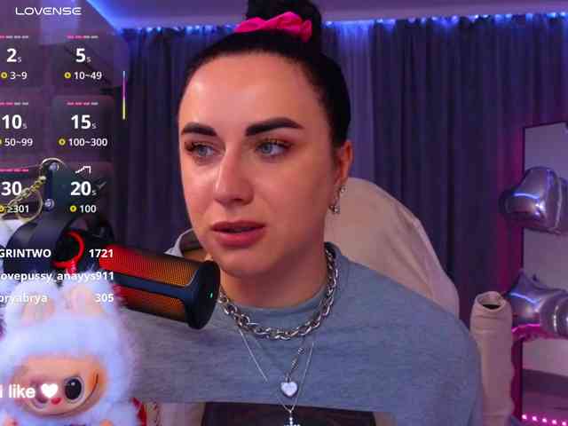 YURIEVNA13 webcam