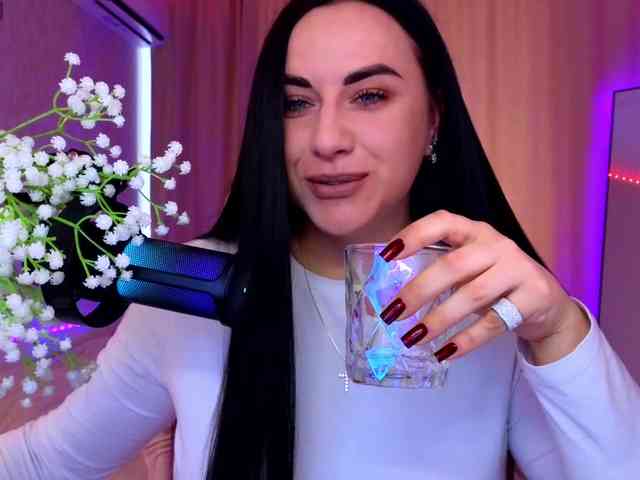 YURIEVNA13 webcam