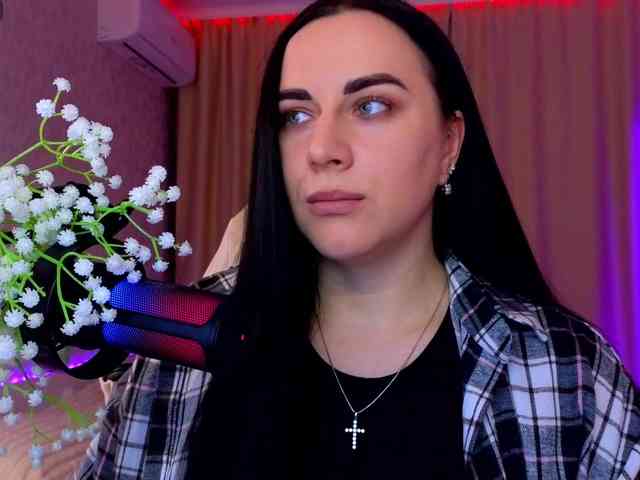 YURIEVNA13 webcam