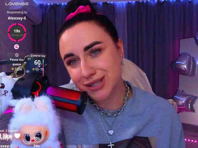 YURIEVNA13 webcam
