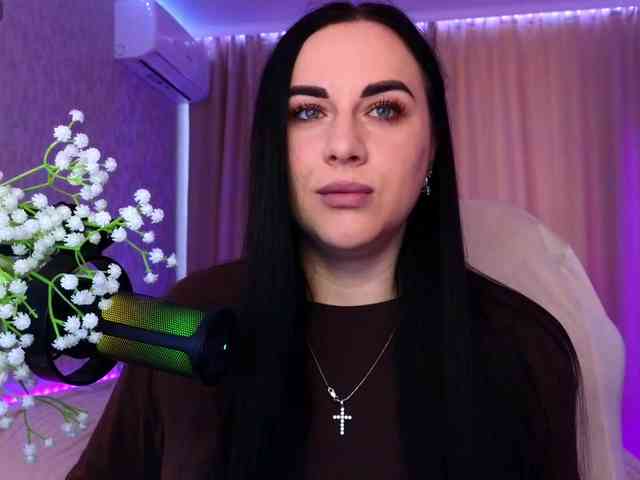YURIEVNA13 webcam