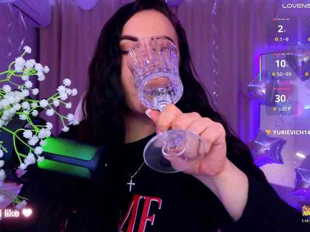 YURIEVNA13 webcam