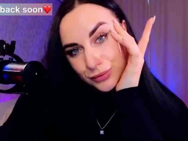 YURIEVNA13 webcam