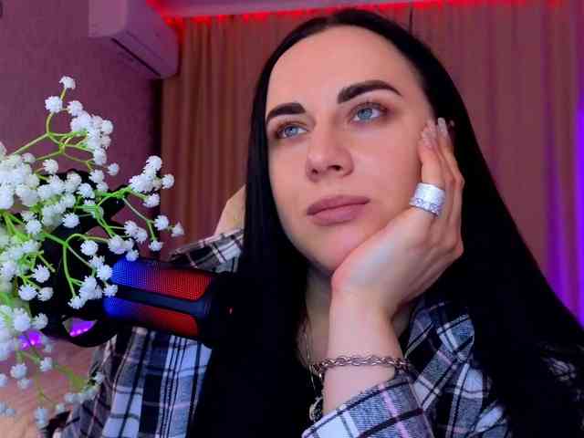 YURIEVNA13 webcam
