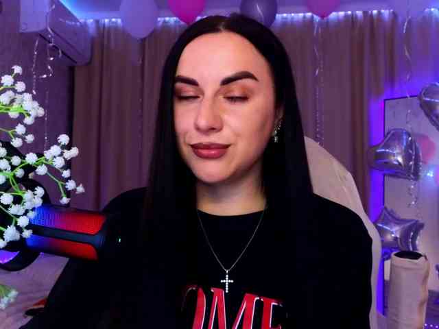 YURIEVNA13 webcam