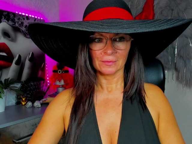 HelenSHOW1