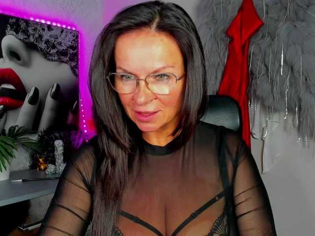 HelenSHOW1