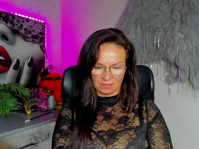 HelenSHOW1