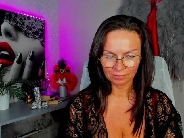 HelenSHOW1