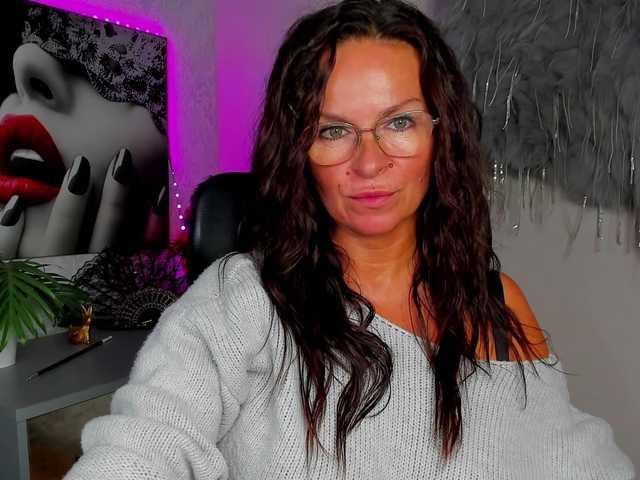 HelenSHOW1