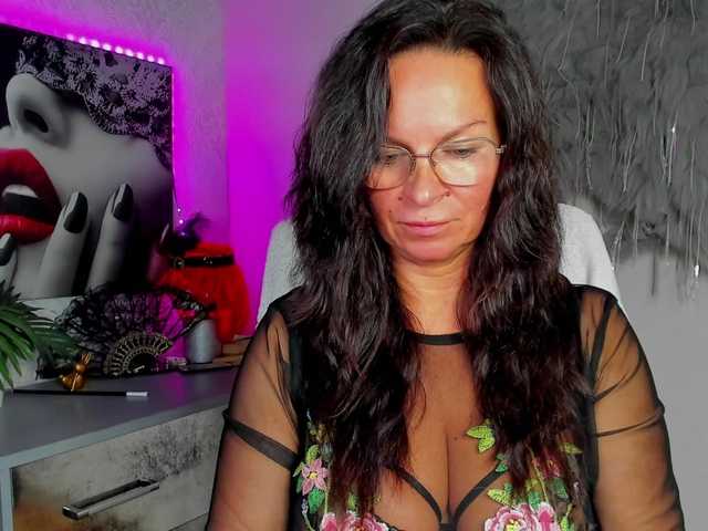 HelenSHOW1