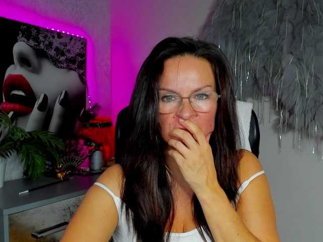 HelenSHOW1
