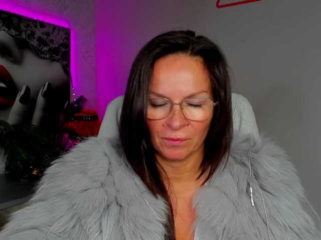 HelenSHOW1