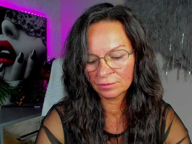 HelenSHOW1