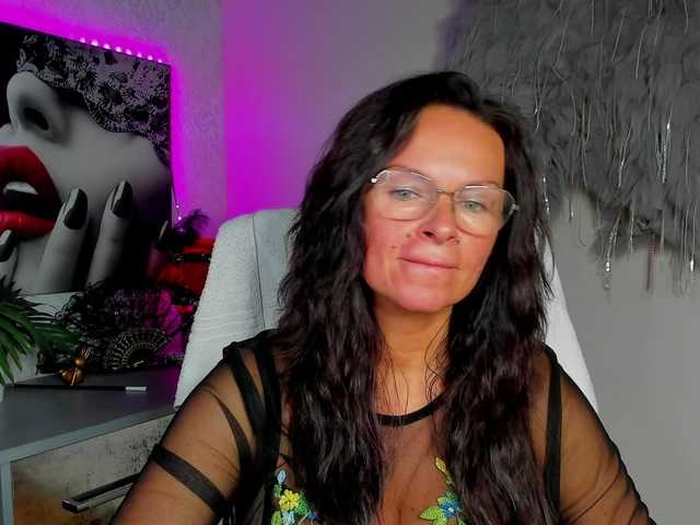 HelenSHOW1