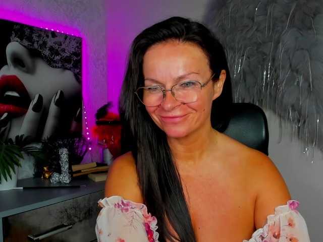 HelenSHOW1